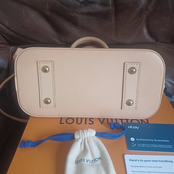 Louis Vuitton alma bb - Picture 4 of 17